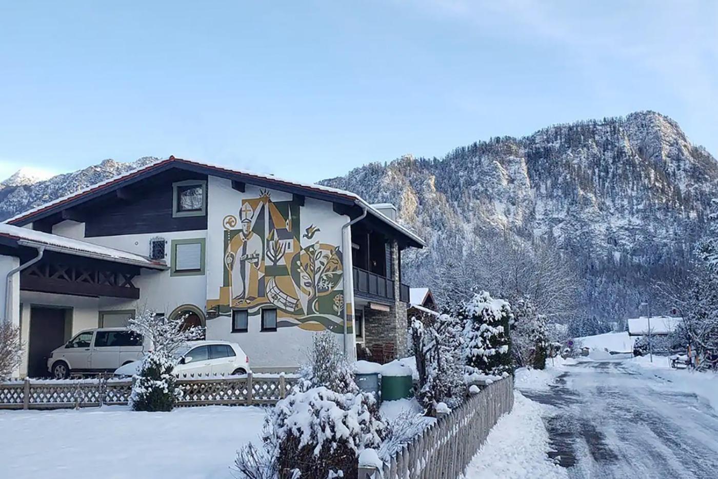 Gemuetliche Ferienwohnung Mit Terrasse Und Bergblick Inzell Exterior photo